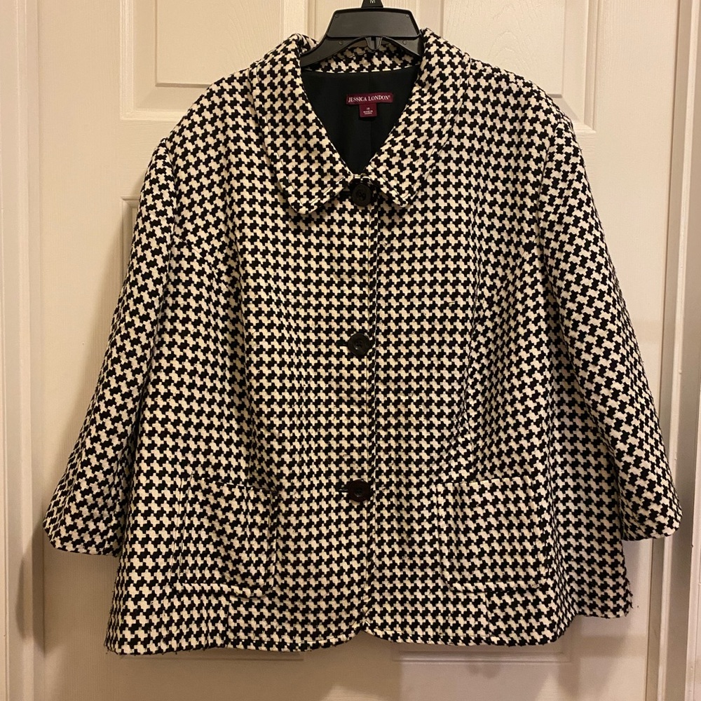 Suit Jacket with 3/4 Length Sleeves